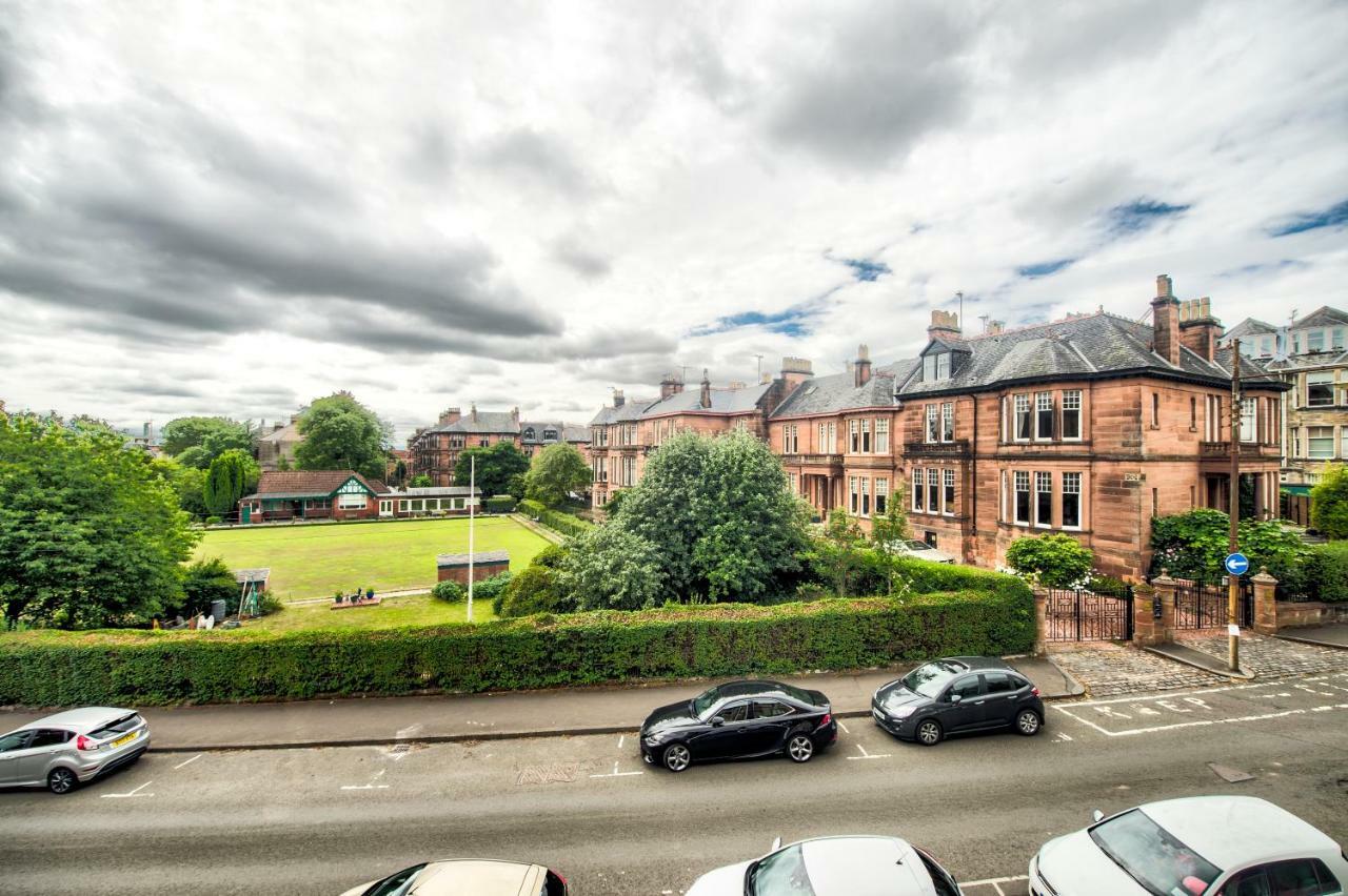 32 Victoria Crescent Road Daire Glasgow Dış mekan fotoğraf