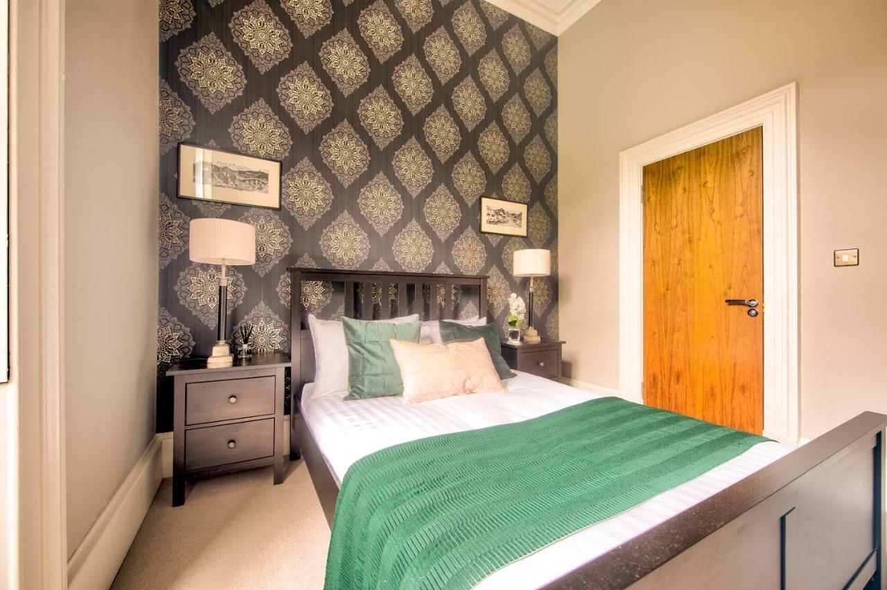 32 Victoria Crescent Road Daire Glasgow Dış mekan fotoğraf